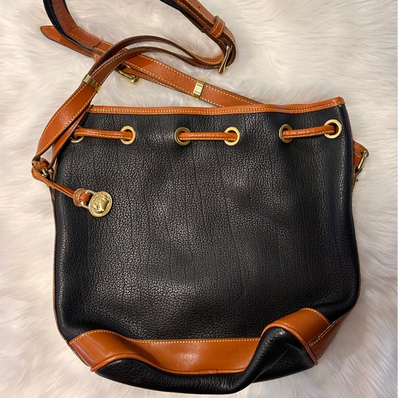 DOONEY & BOURKE Vintage All Leather Bucket Bag - Picture 3 of 3